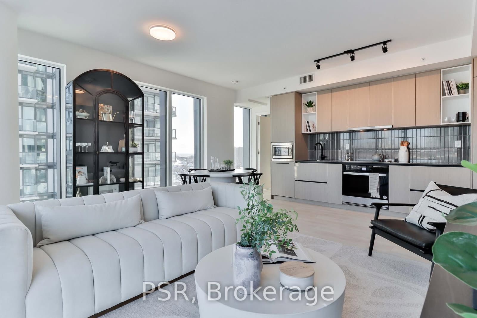 1285 Dupont Street, Unit 1510