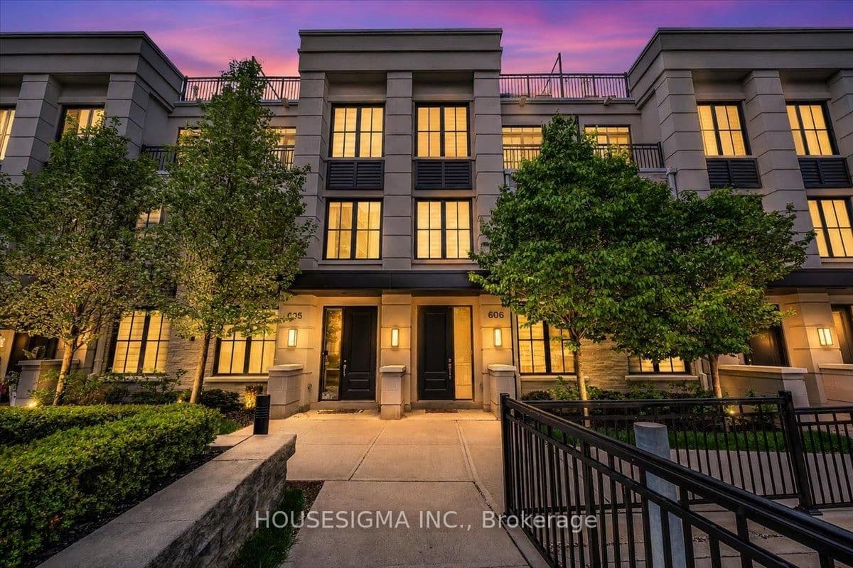 1190 Cawthra Road, Unit 606