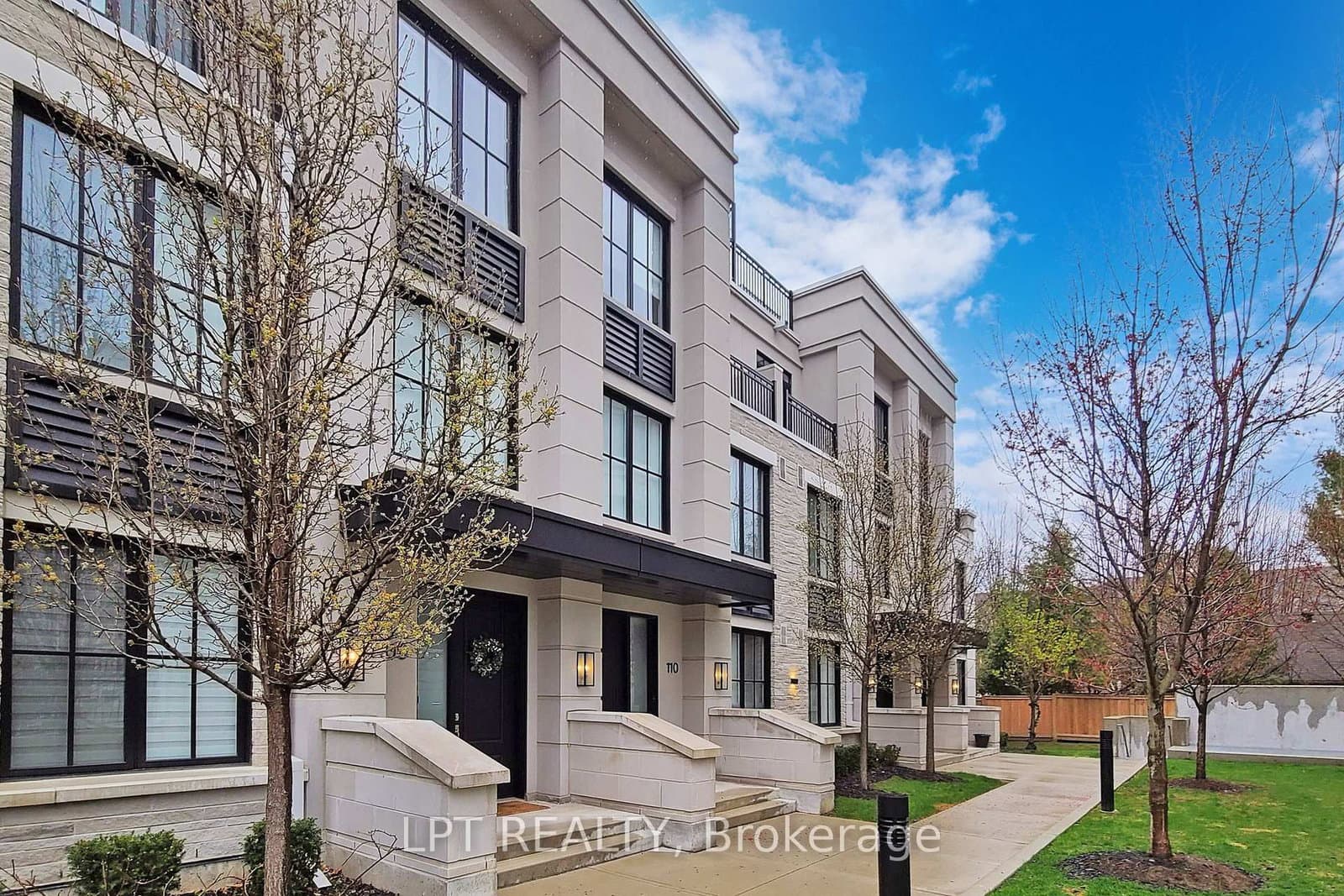 1180 Cawthra Road, Unit 110