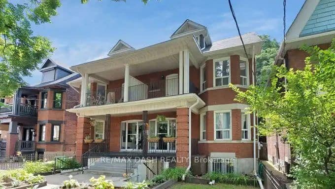 7 Thorburn Avenue, Unit 101