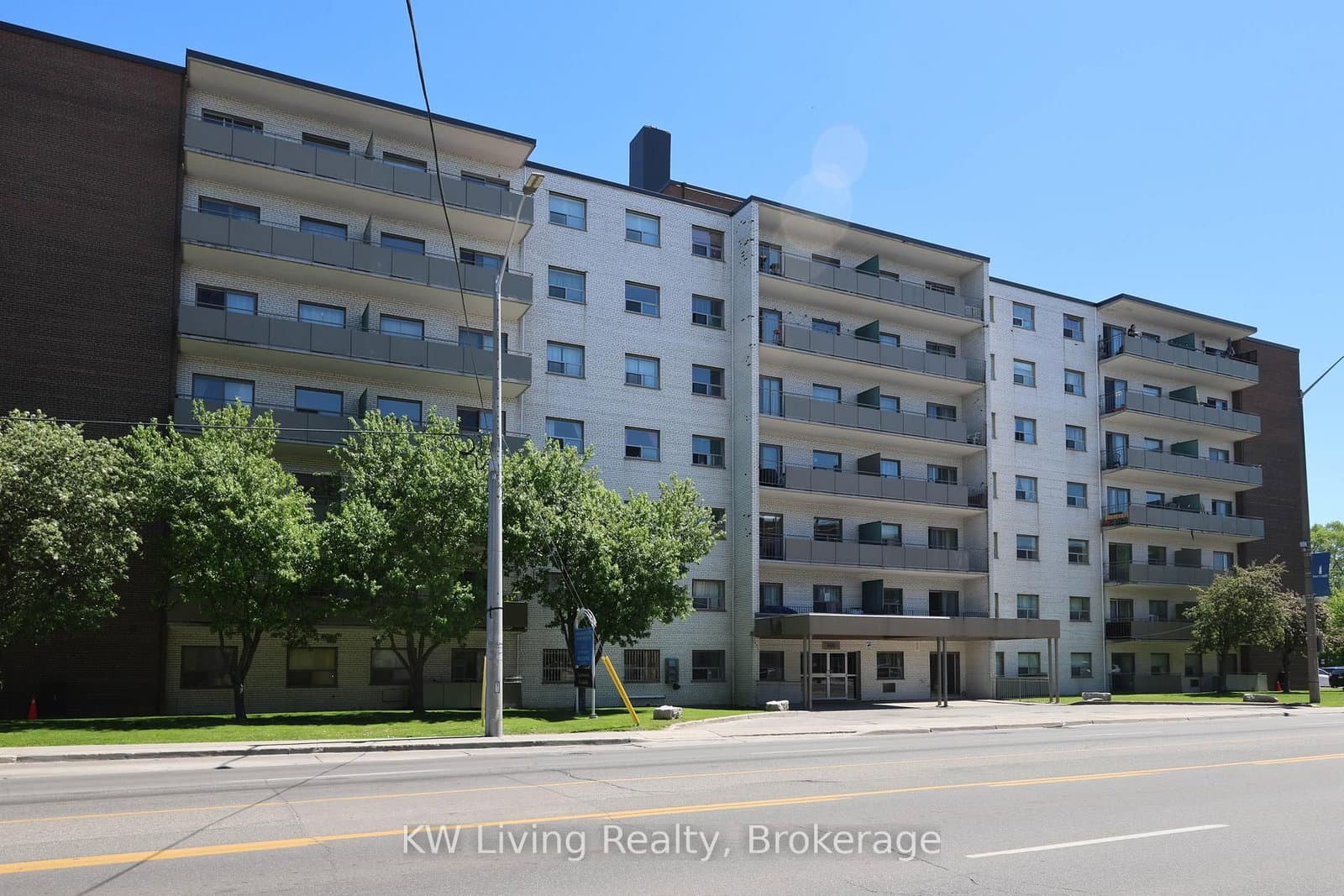 480 Lakeshore Road E, Unit 301