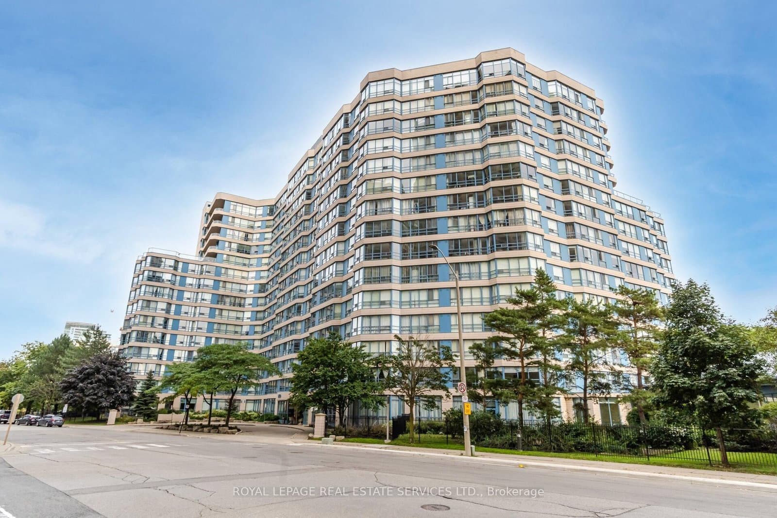 #PH05 - 250 Webb Drive