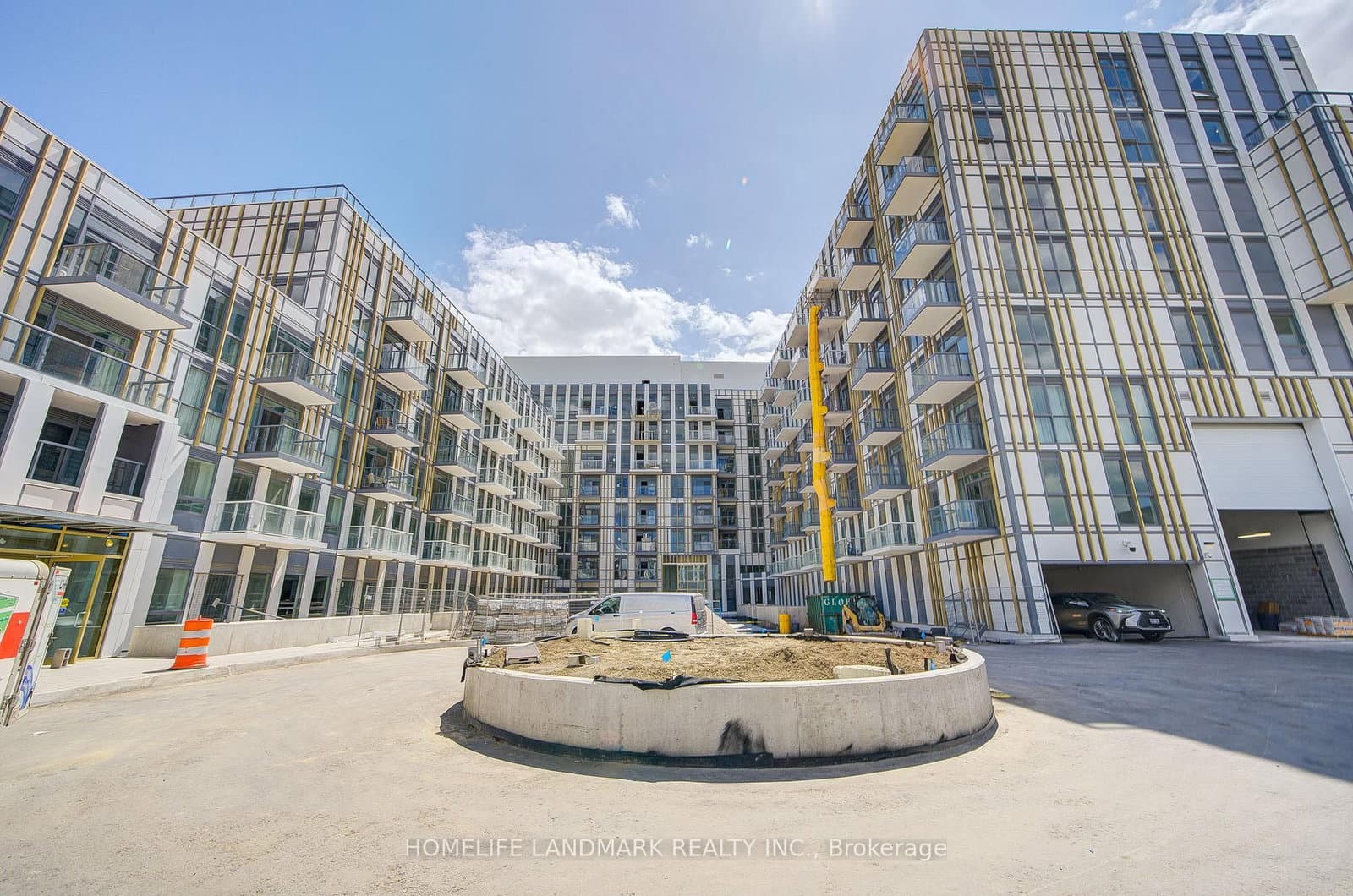 1005 Dundas Street E, Unit 515