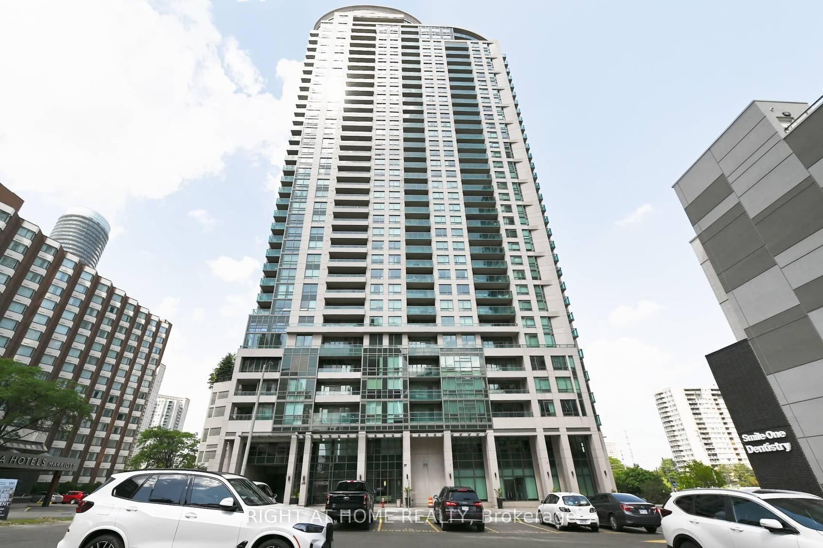 #2005 - 208 Enfield Place