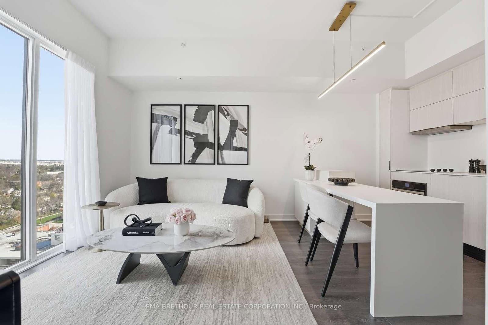 #1901 - 370 Martha Street