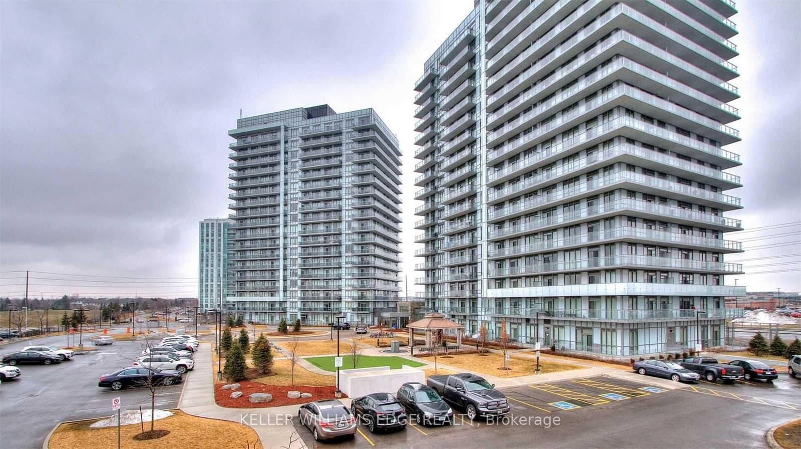 4633 Glen Erin Drive, Unit 901