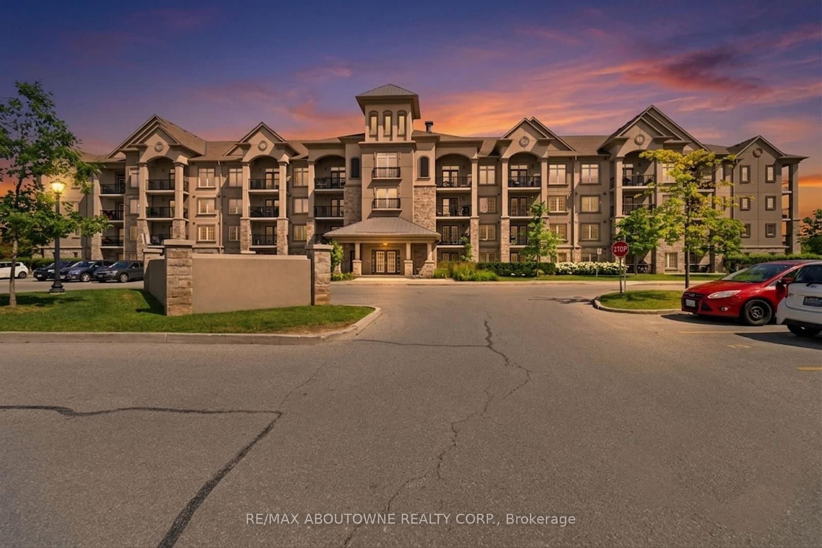 #210 - 1450 Main Street E