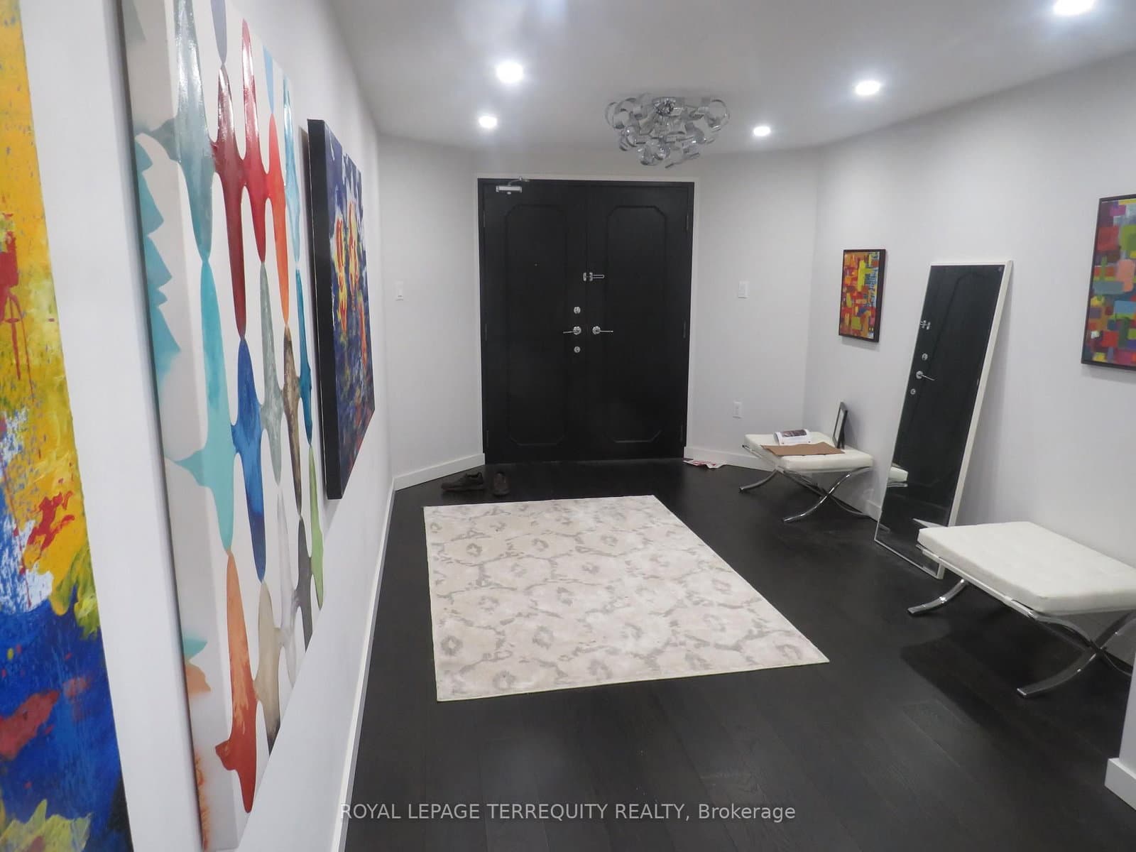 #3305 - 2045 Lake Shore Boulevard W