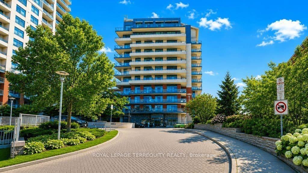 #202 - 35 Fontenay Court