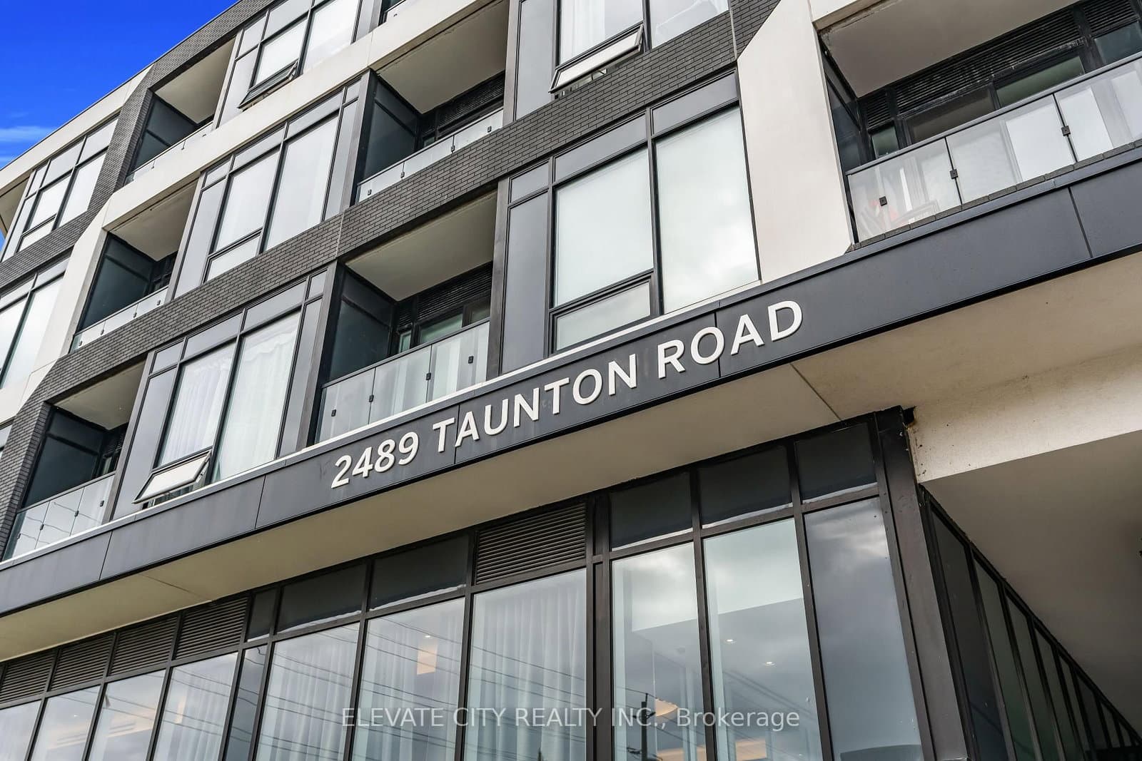 #219 - 2489 Taunton Road