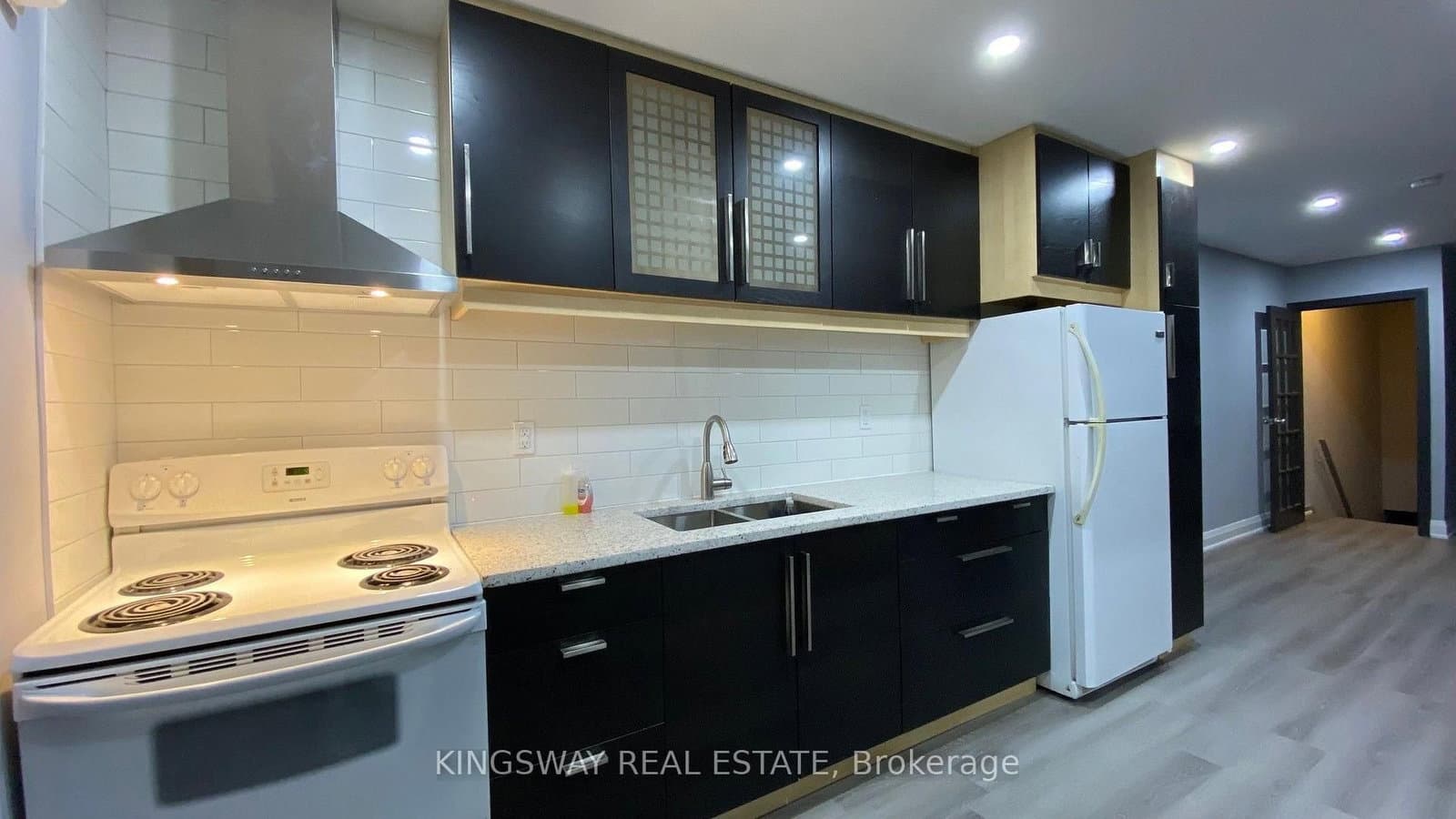 769 The Queensway, Unit 1