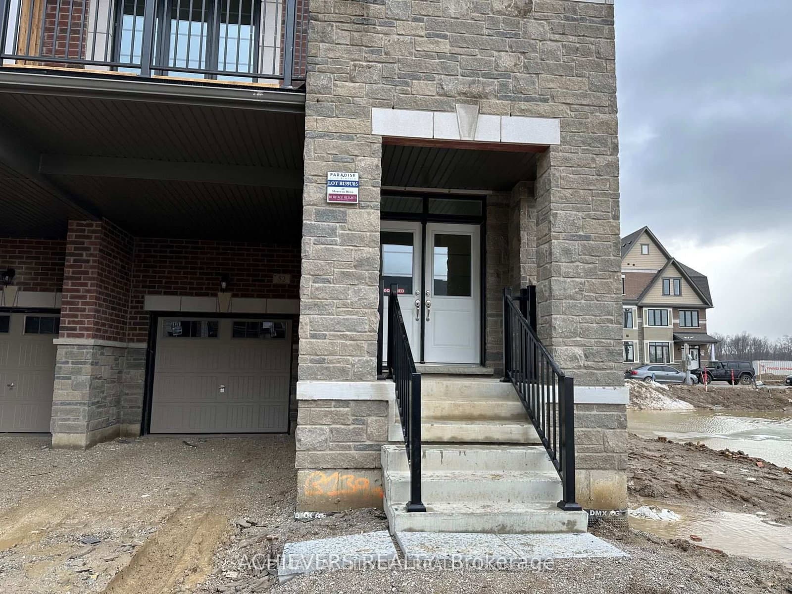 52 Monreau Drive