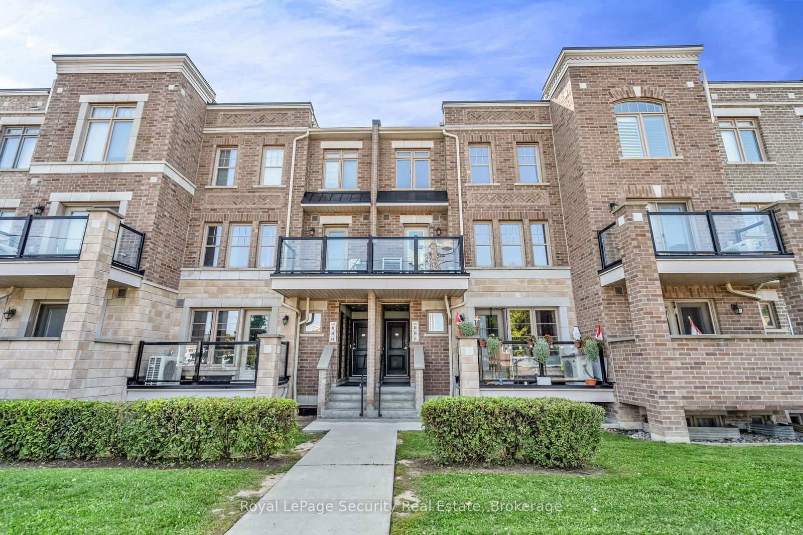 #61 - 2315 Sheppard Avenue W