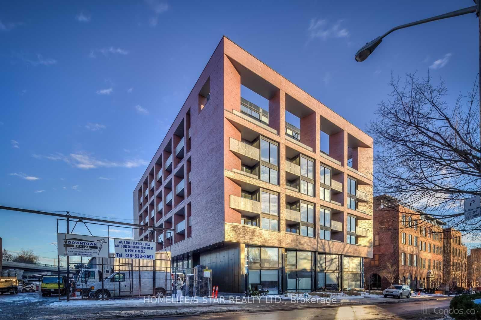 383 Sorauren Avenue, Unit 310