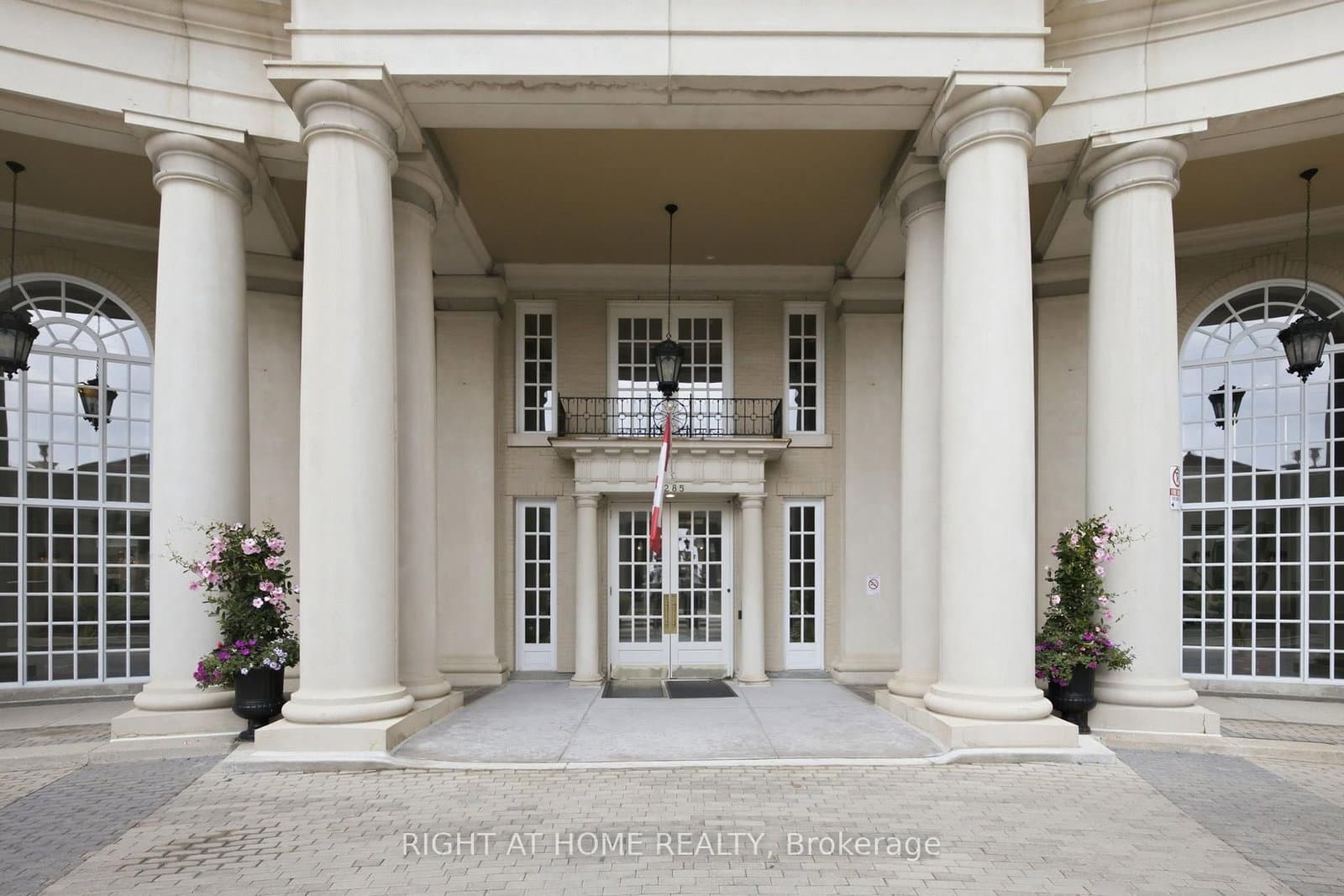#312 - 2285 Lake Shore Boulevard W