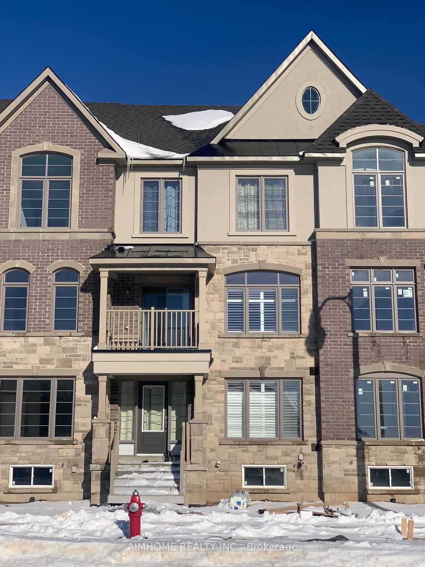 12 Summerbeam Way