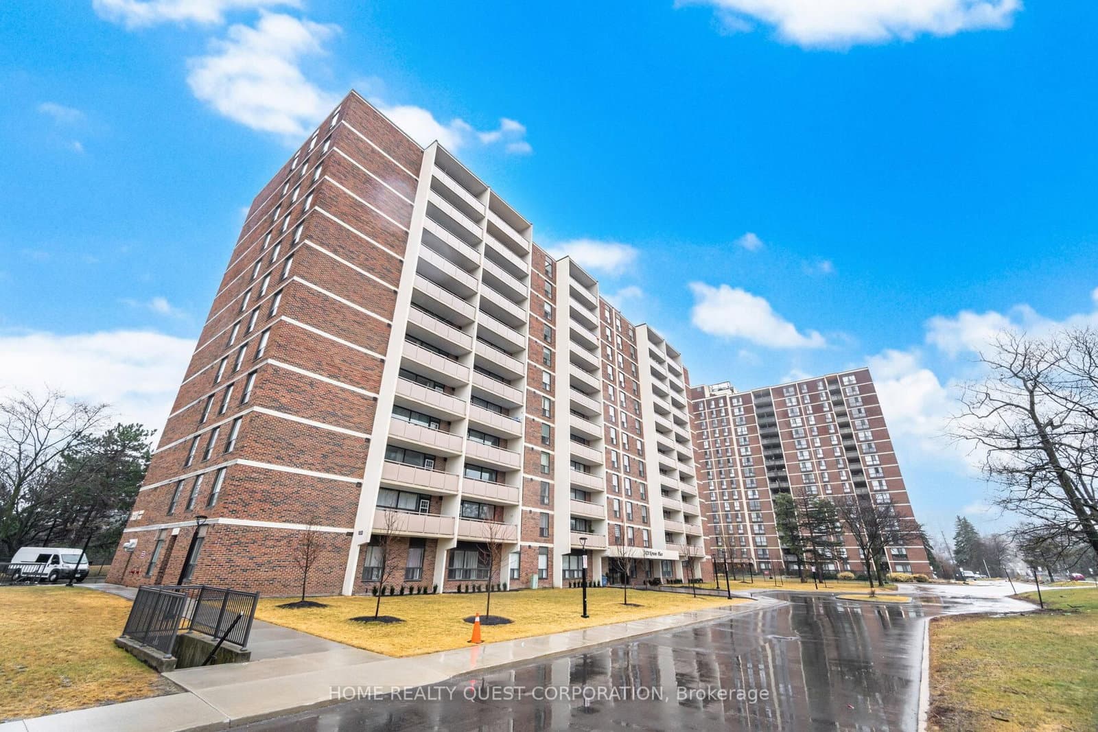 #605 - 3120 Kirwin Avenue