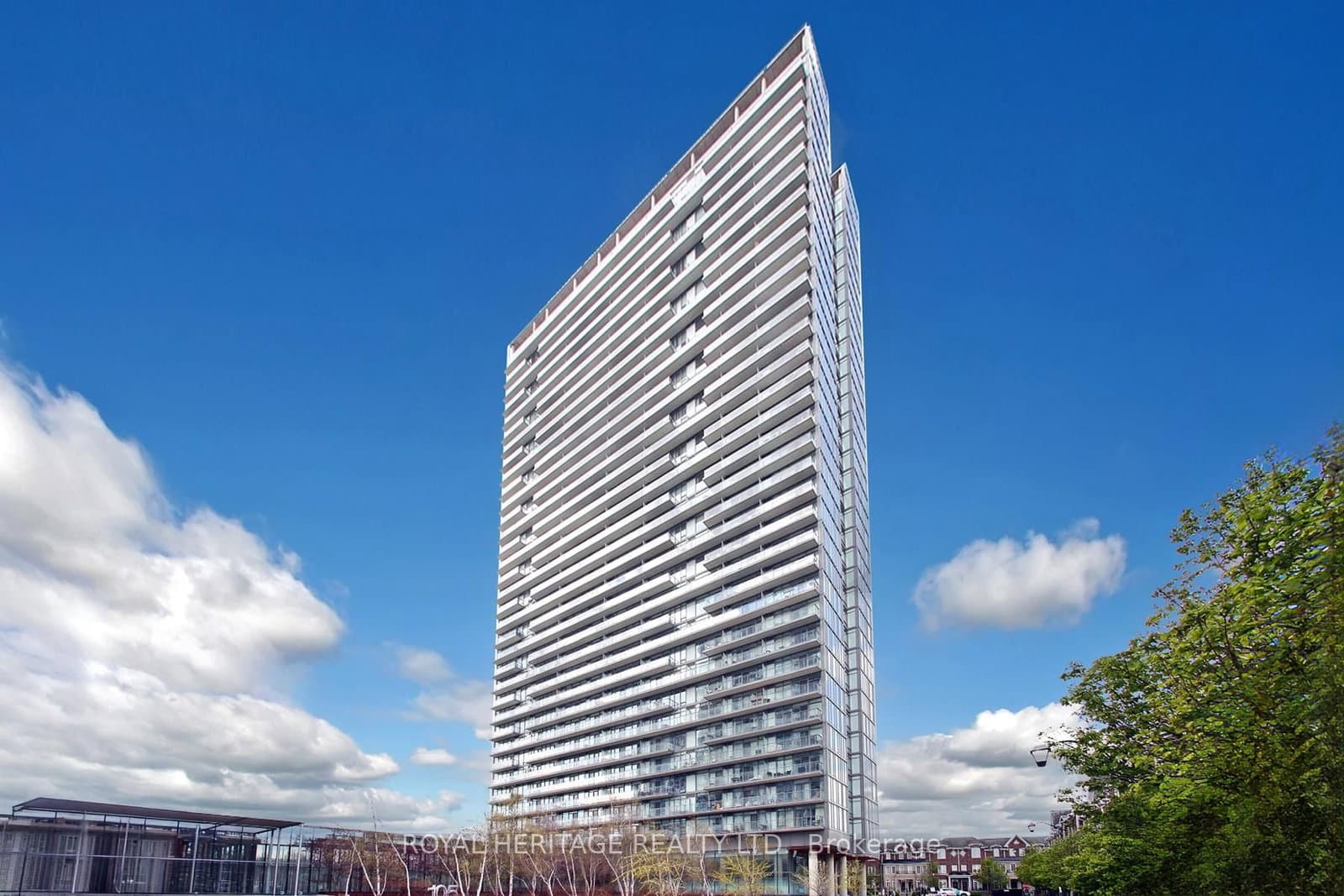 #1216 - 105 Queensway Avenue