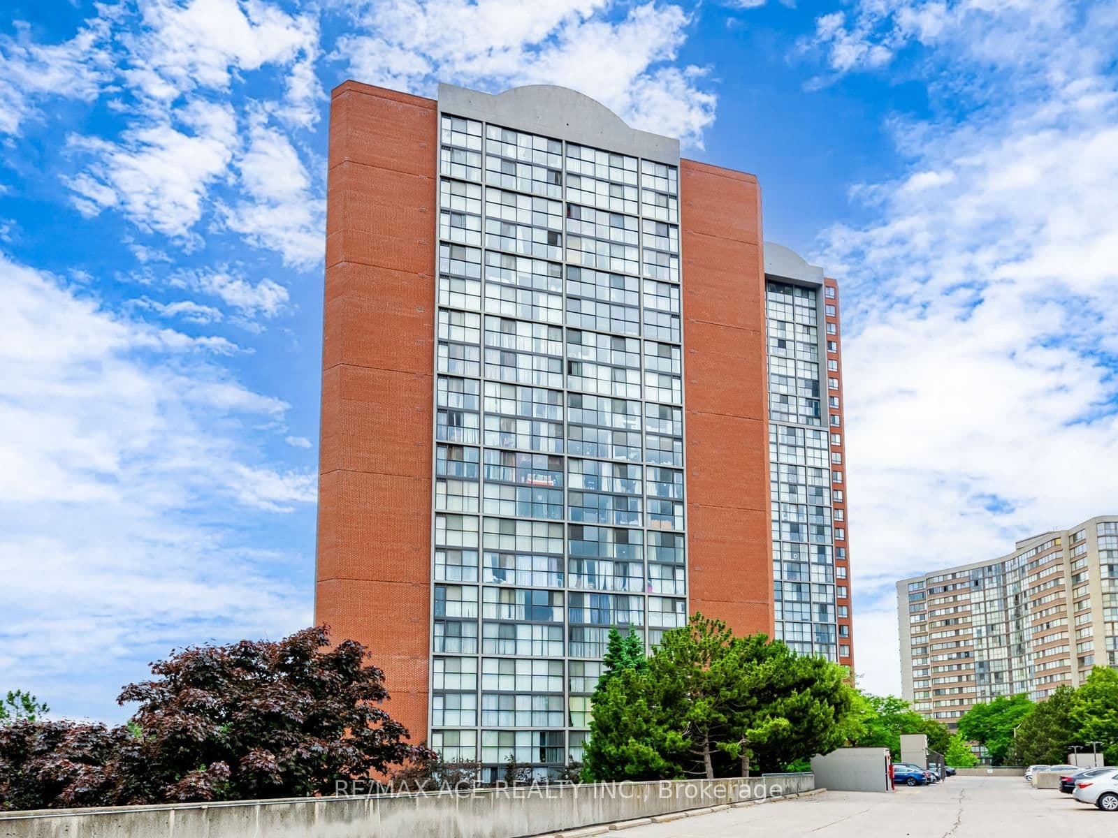 #1209 - 4205 Shipp Drive