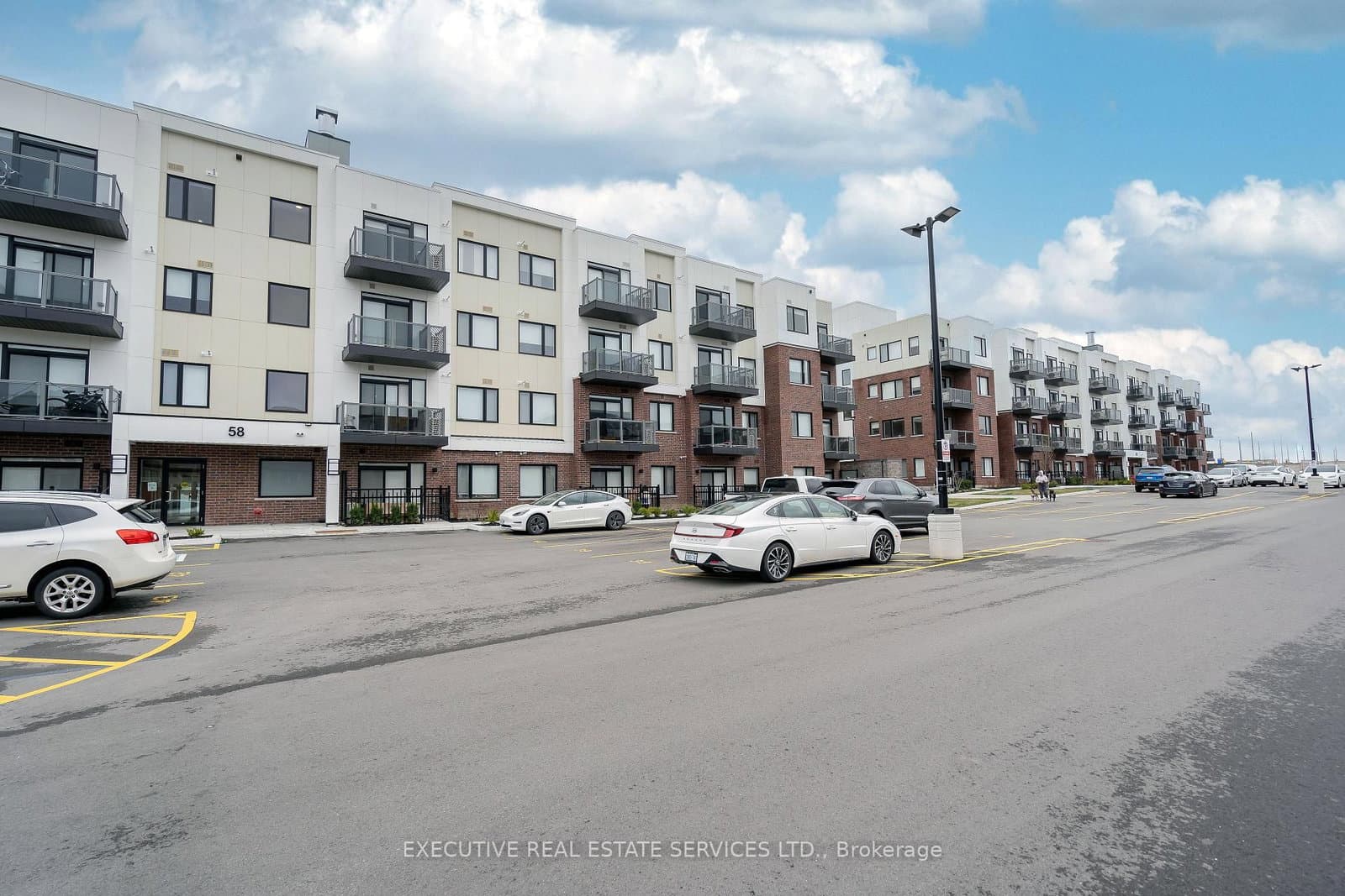 58 Sky Harbour Drive, Unit 402