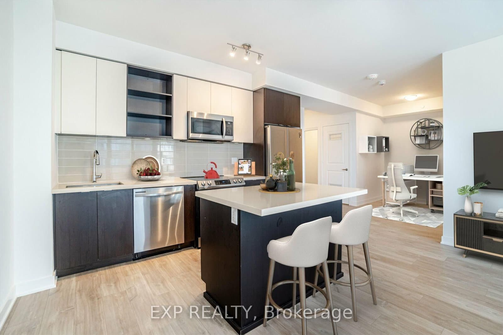 #1707 - 4675 Metcalfe Avenue