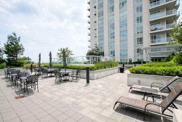 3865 Lake Shore Boulevard W, Unit 512