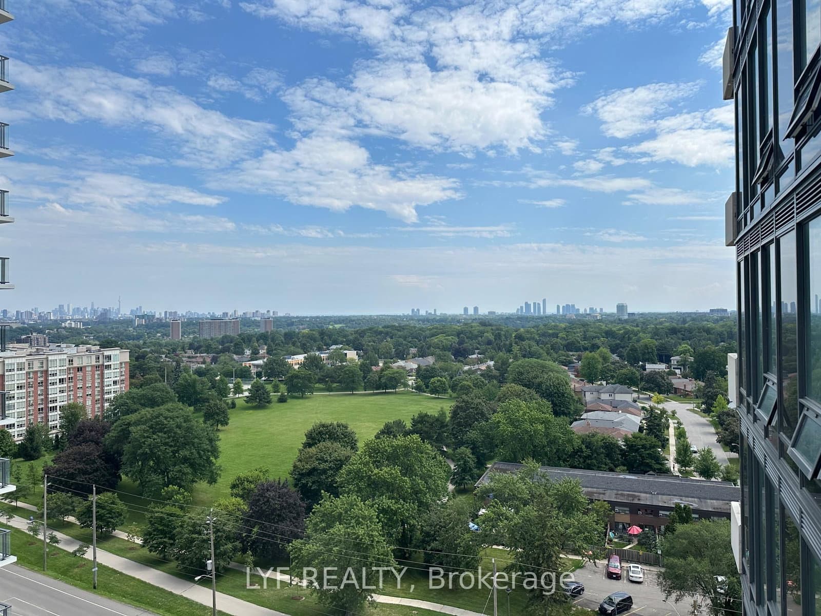 #1207 - 4010 Eglinton Avenue W