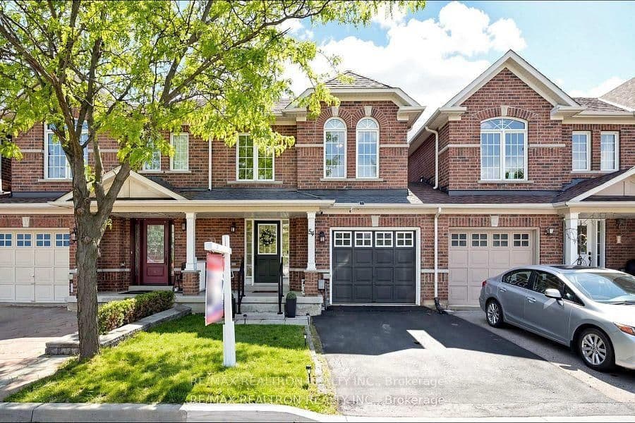 54 Panama Place