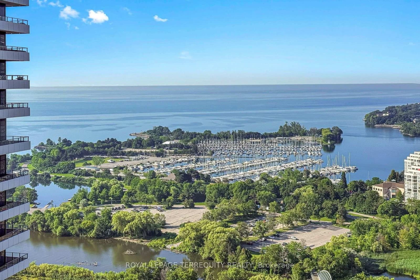 33 Shore Breeze Drive, Unit 3111