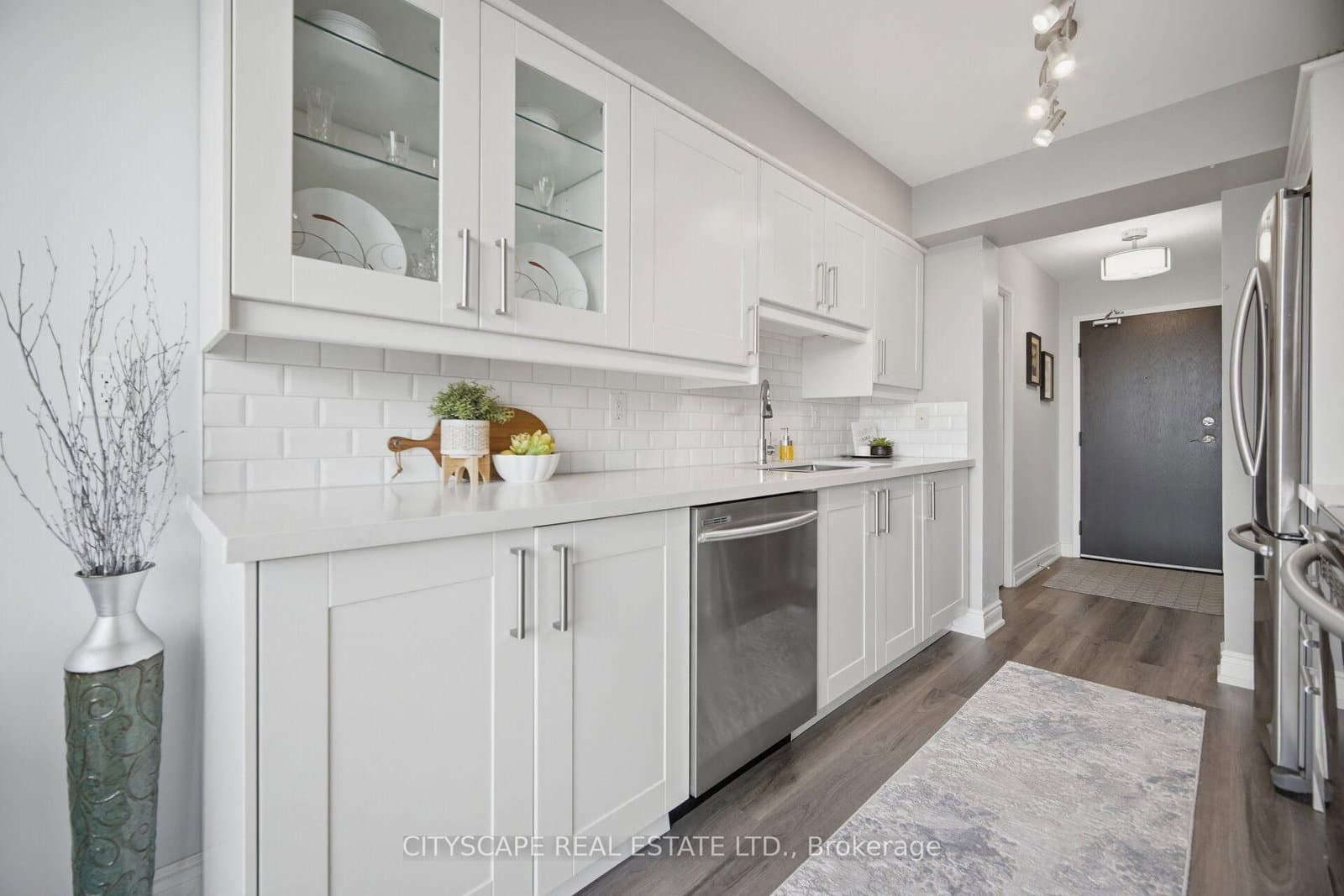 #1105 - 700 Constellation Drive