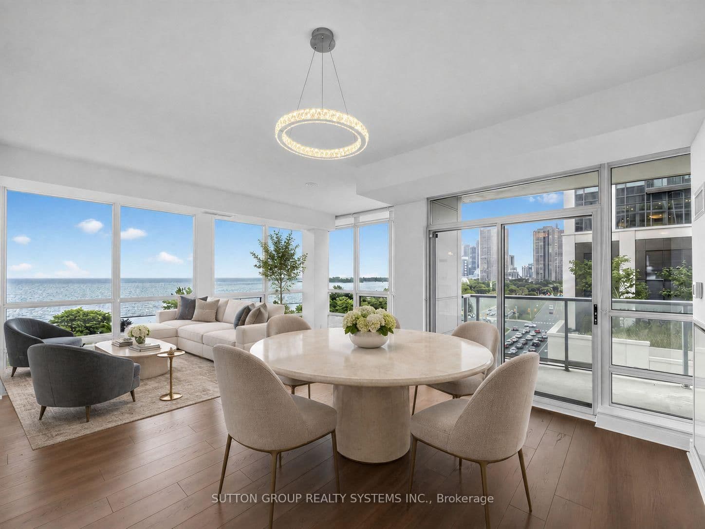 #808 - 1910 Lake Shore Boulevard W