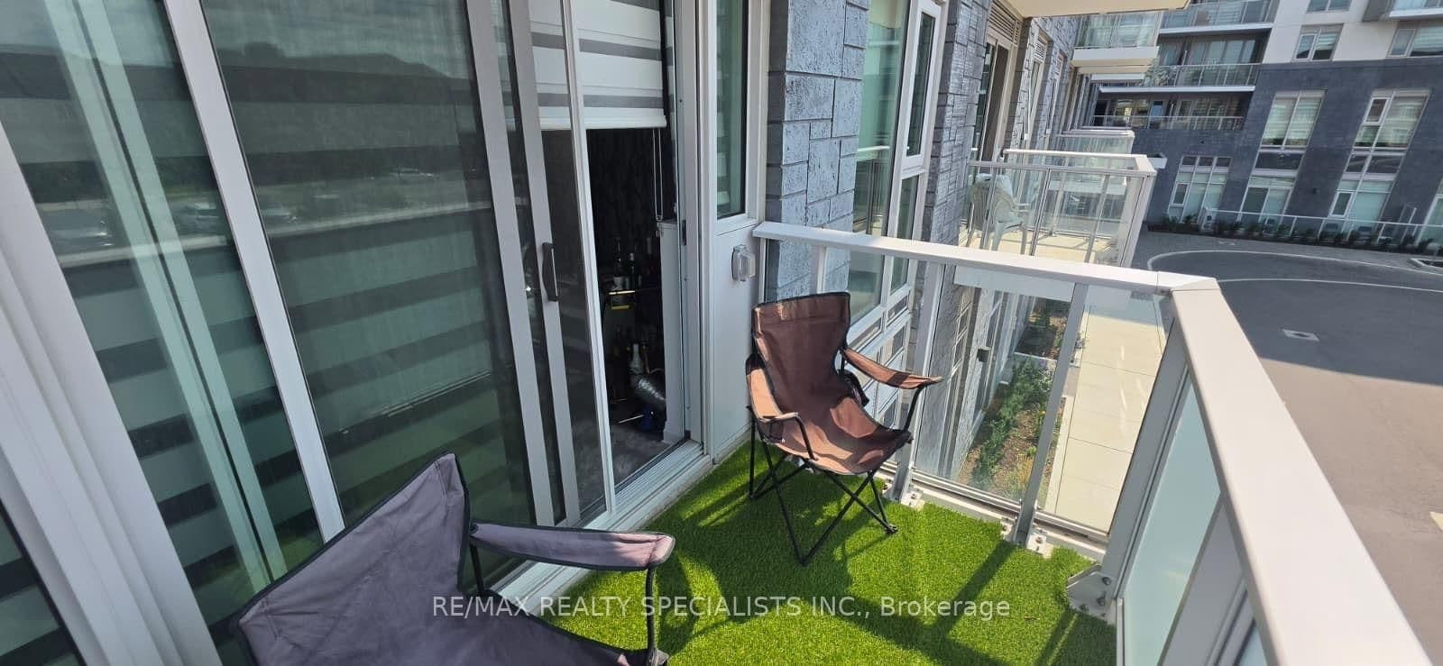 412 Silver Maple Road, Unit 206