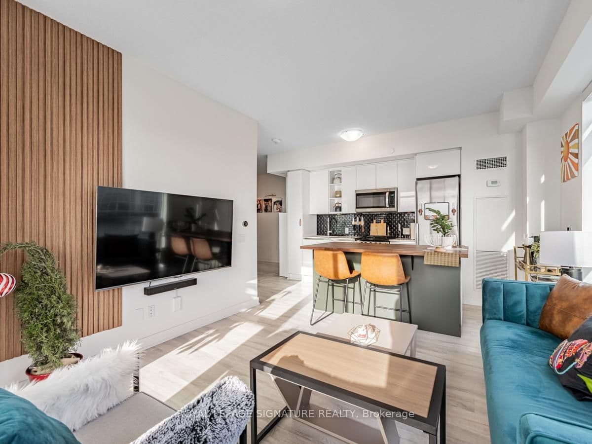 #2704 - 251 Manitoba Street