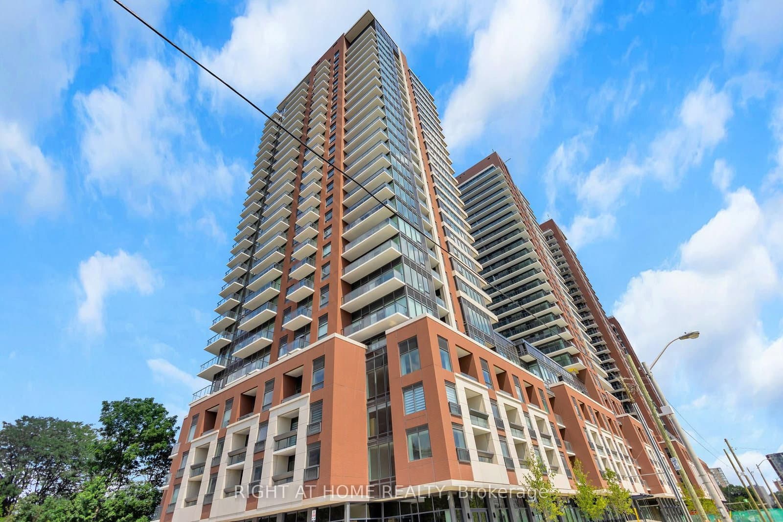 #1501 - 4010 Eglinton Avenue W