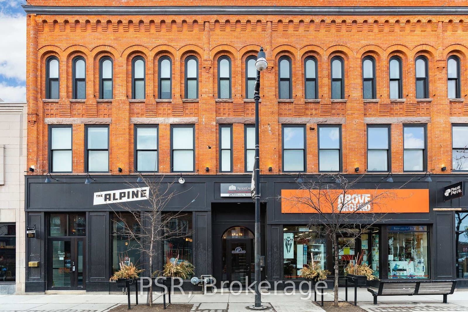 #203 - 2870 Dundas Street W