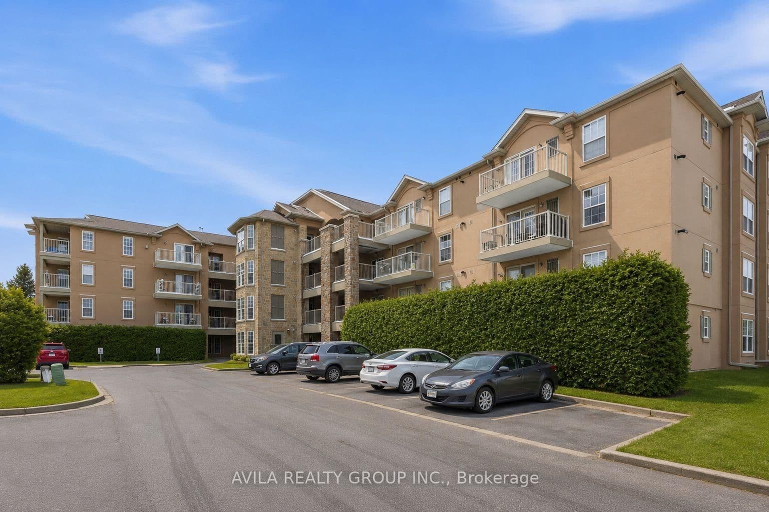 #203 - 1460 Bishops Gate