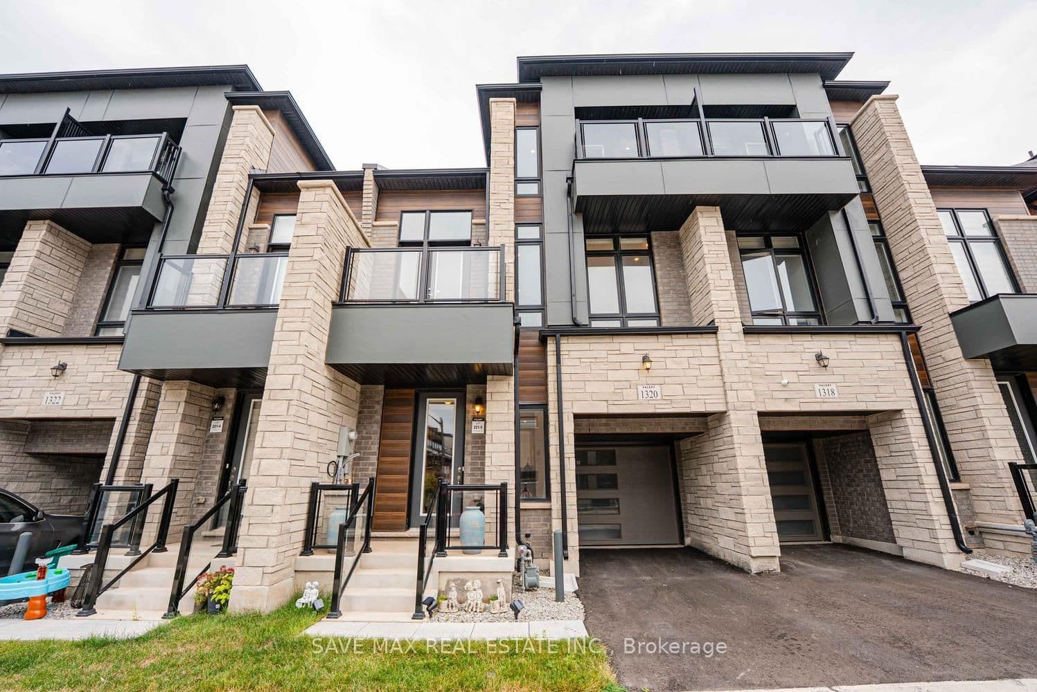 1320 Anthonia Trail