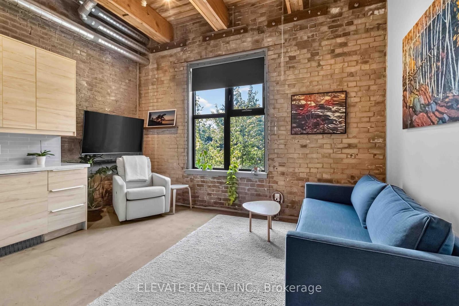 #312 - 363 Sorauren Avenue