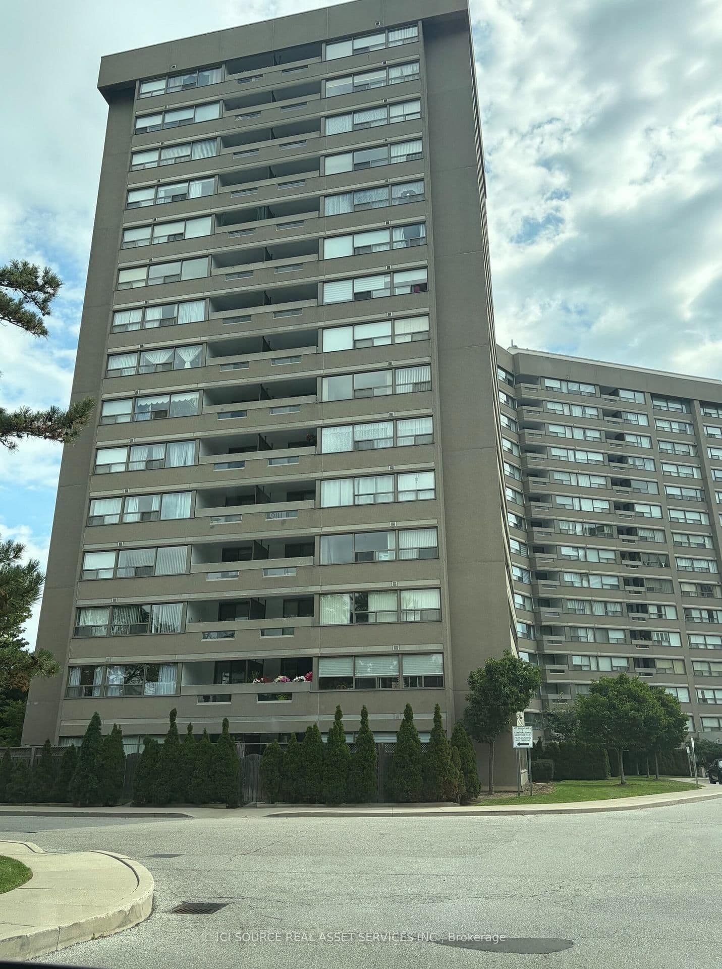#310 - 475 The West Mall