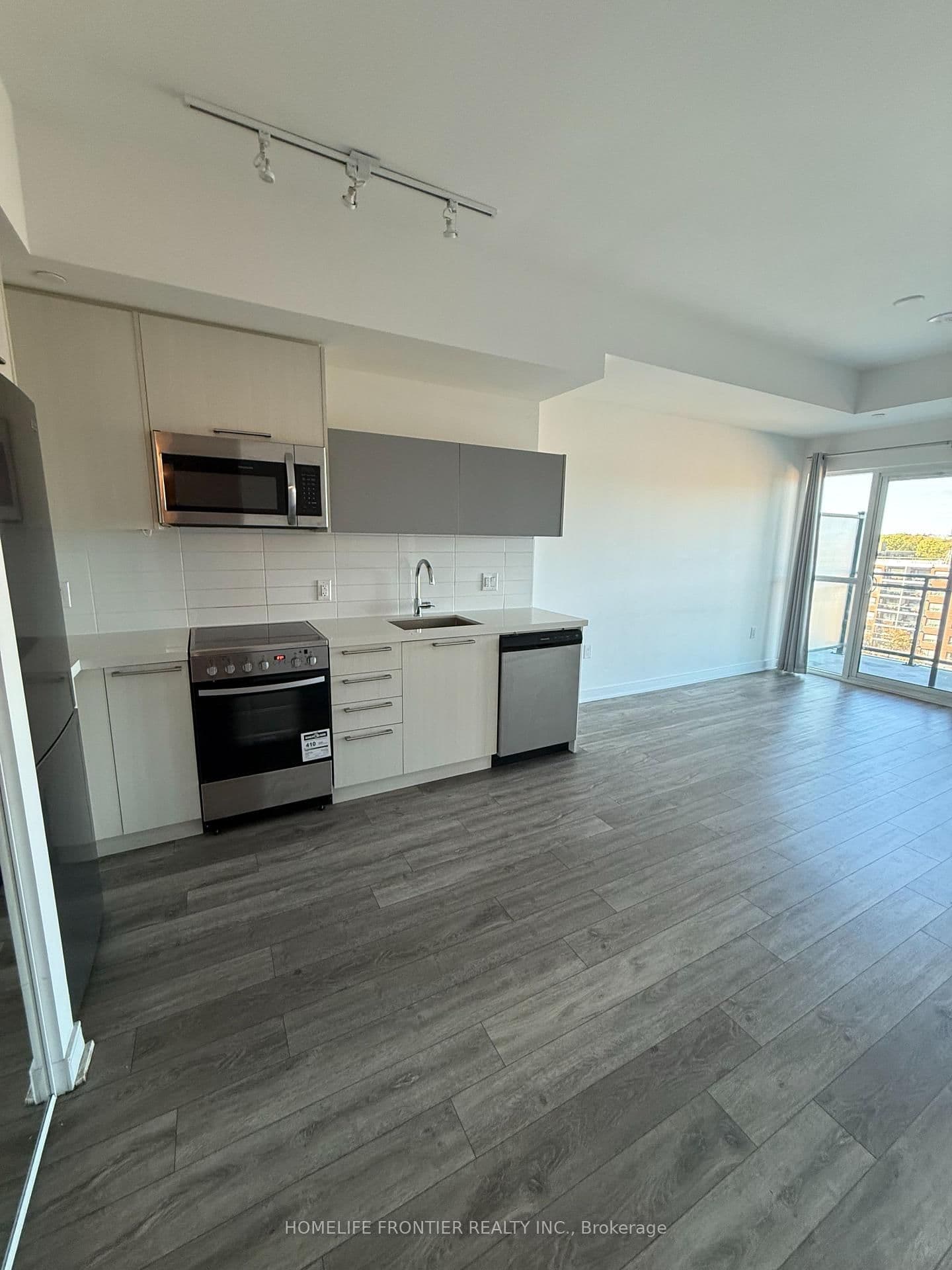 25 Neighbourhood Lane, Unit 909