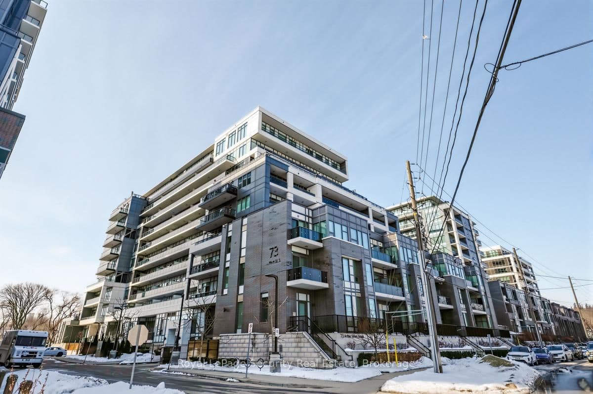 73 Arthur Street, Unit 807