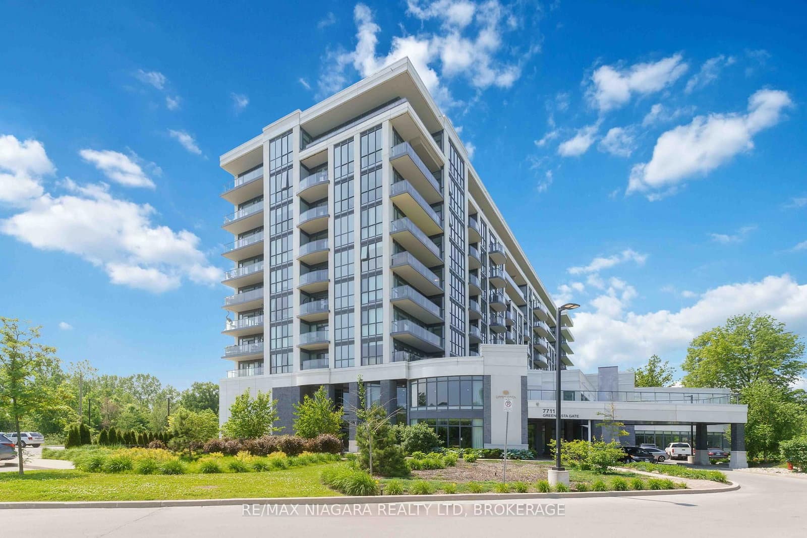 #601 - 7711 Green vista Gate