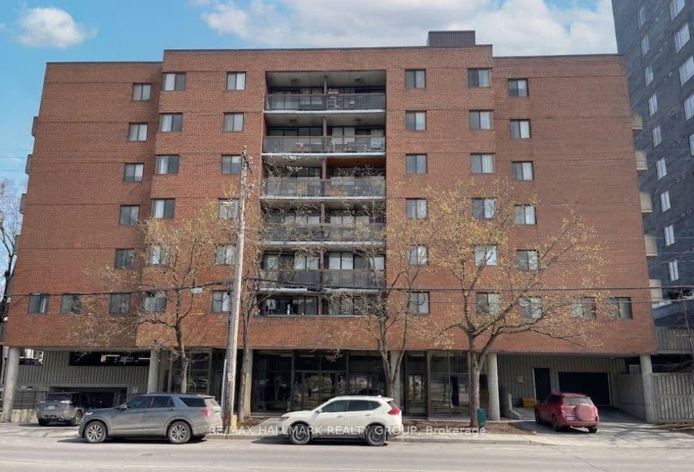 #104 - 191 Parkdale Avenue