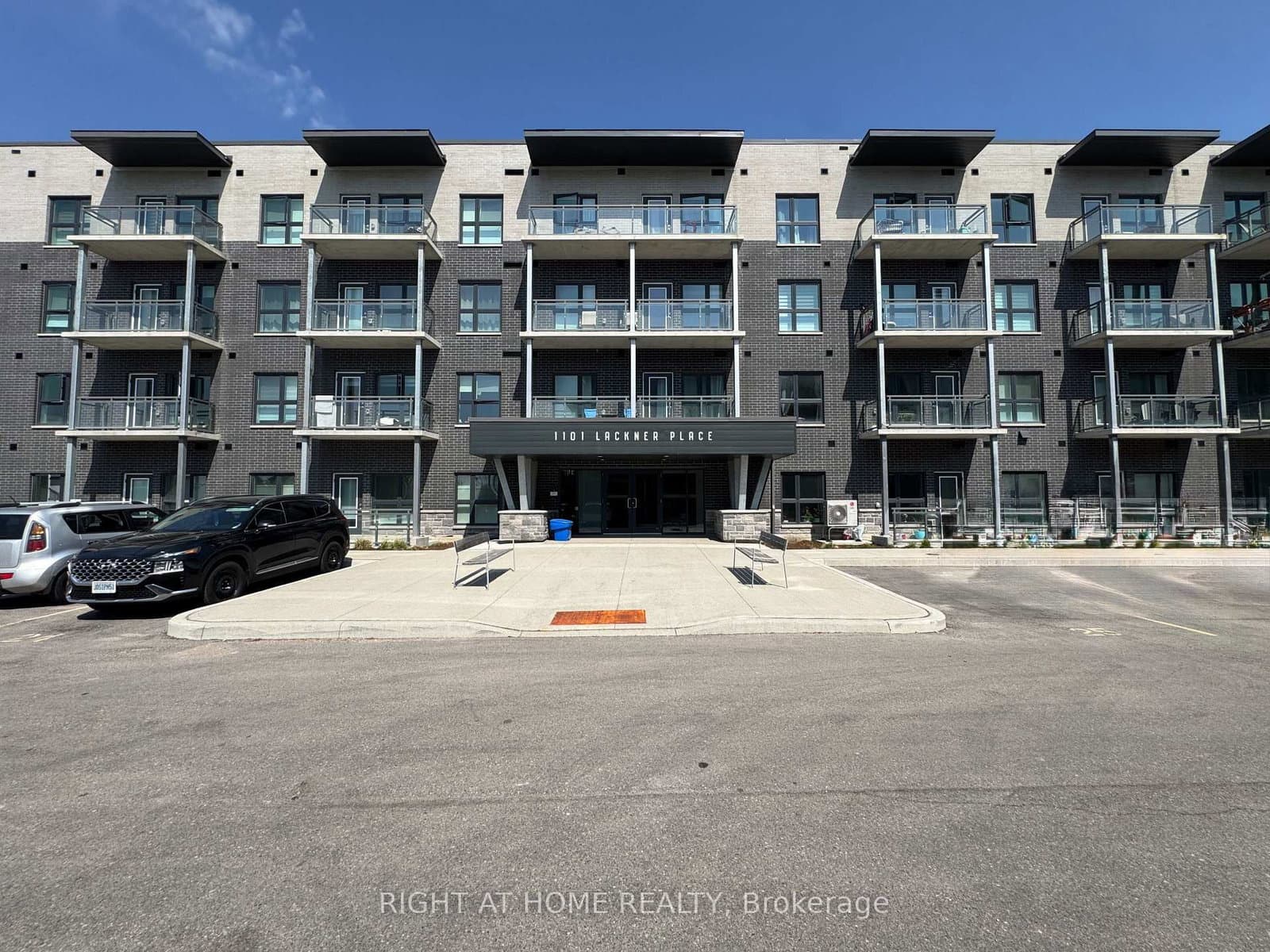 #401 - 1101 Lackner Place