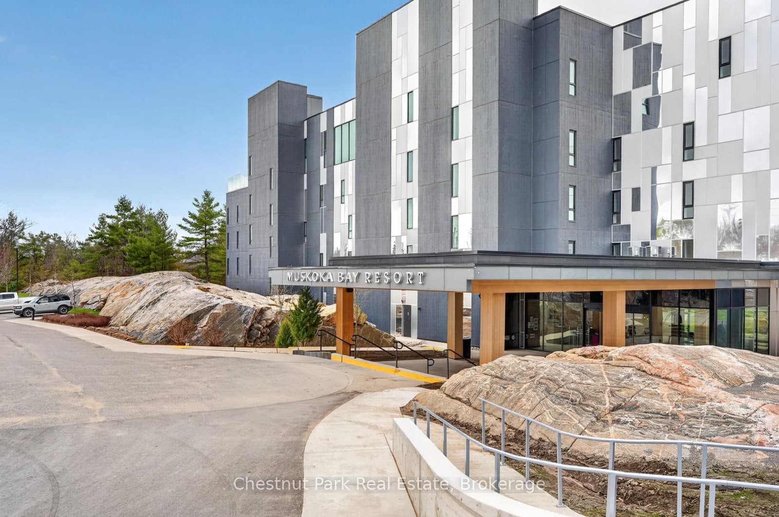 #210 - 120 Carrick Trail