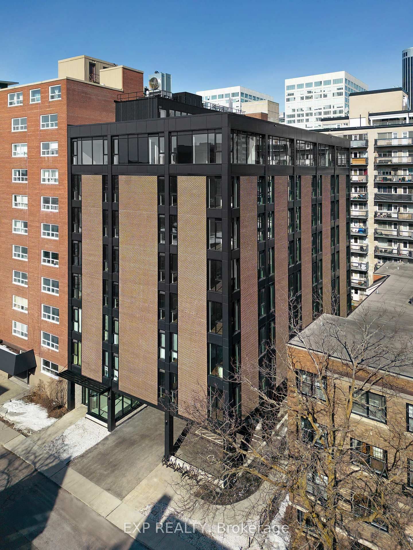 #604 - 331 Cooper Street