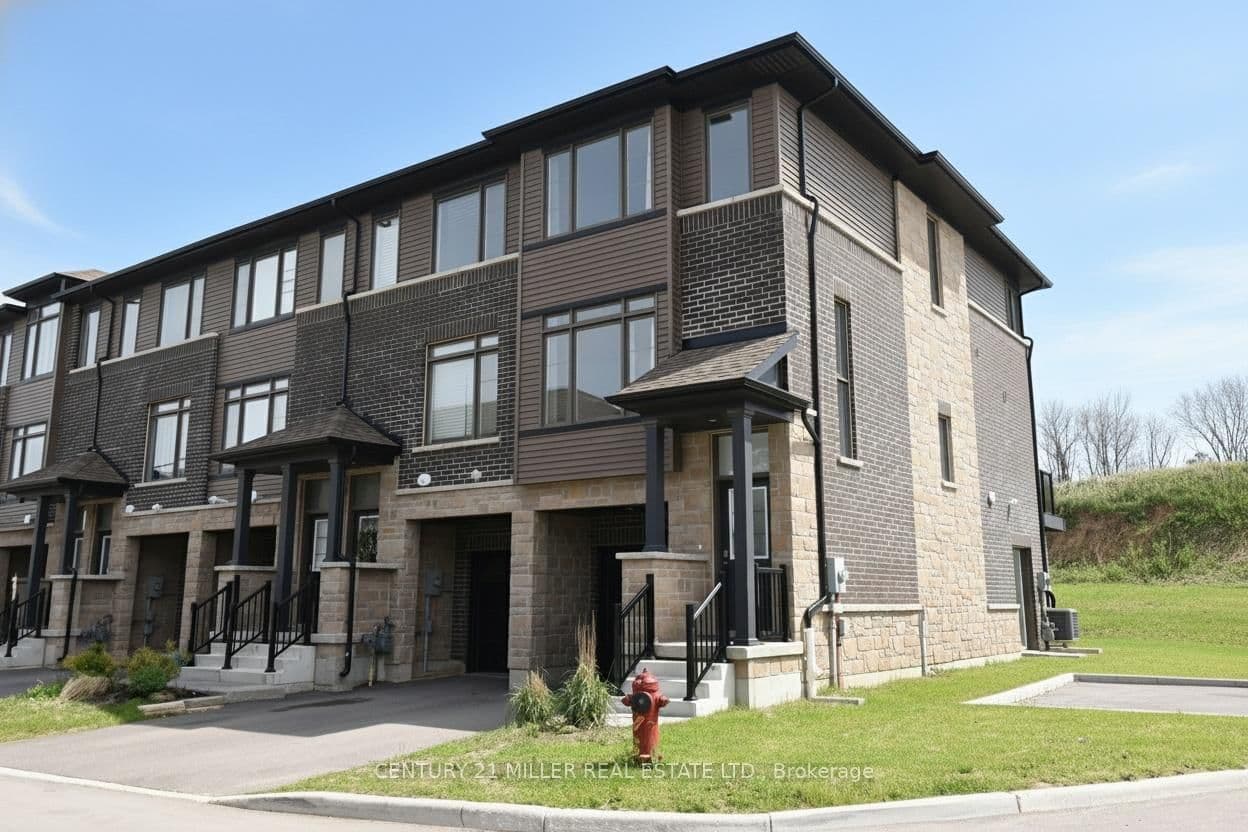 120 Court Drive, Unit 62