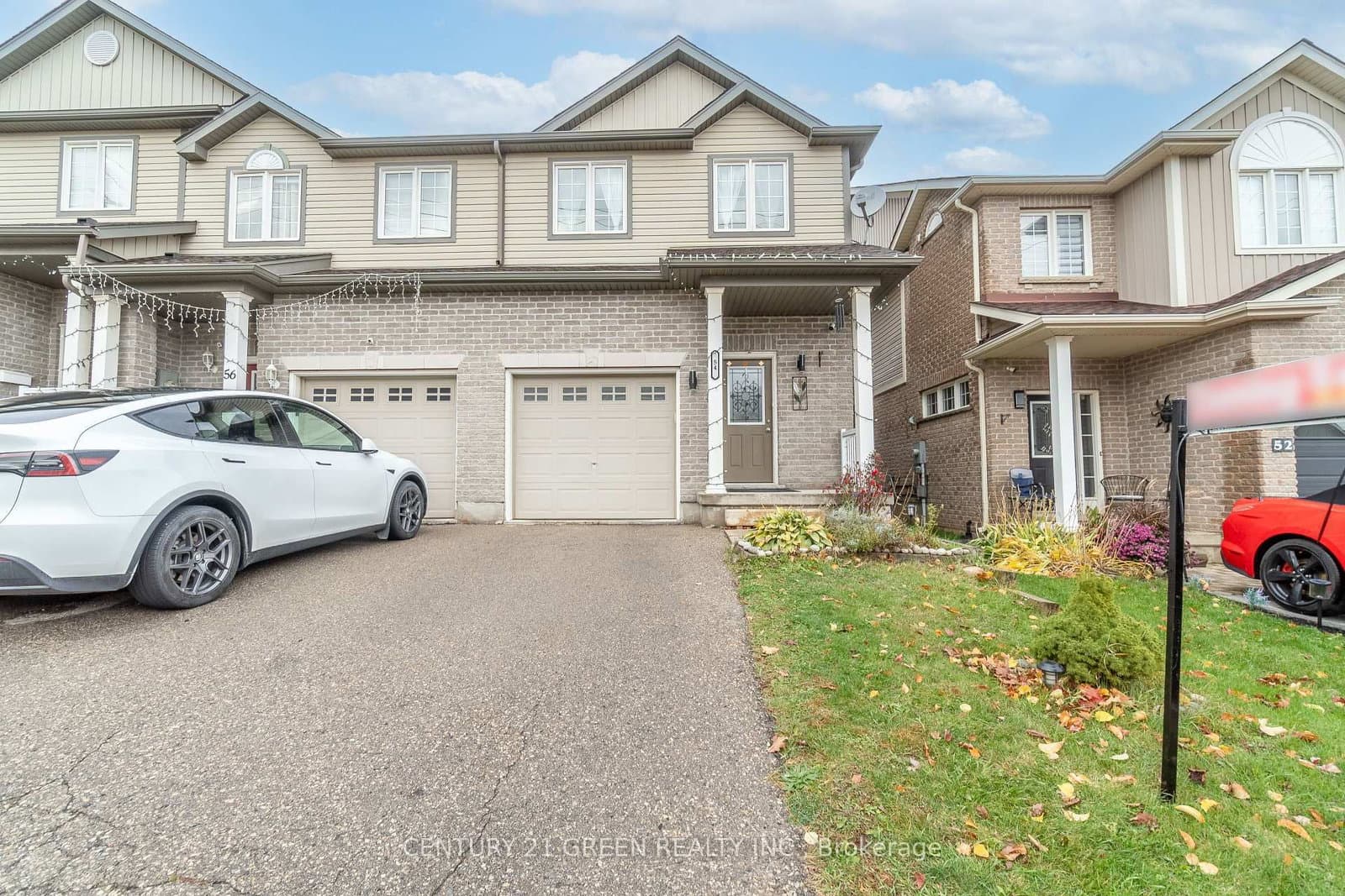 54 Rockcliffe Drive
