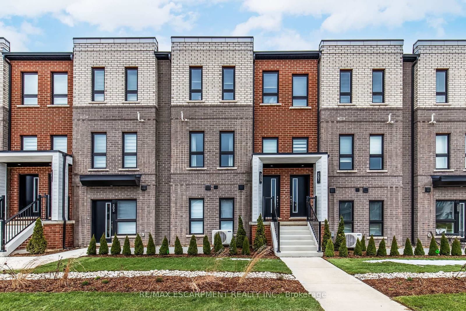 90 Skinner Road, Unit 6