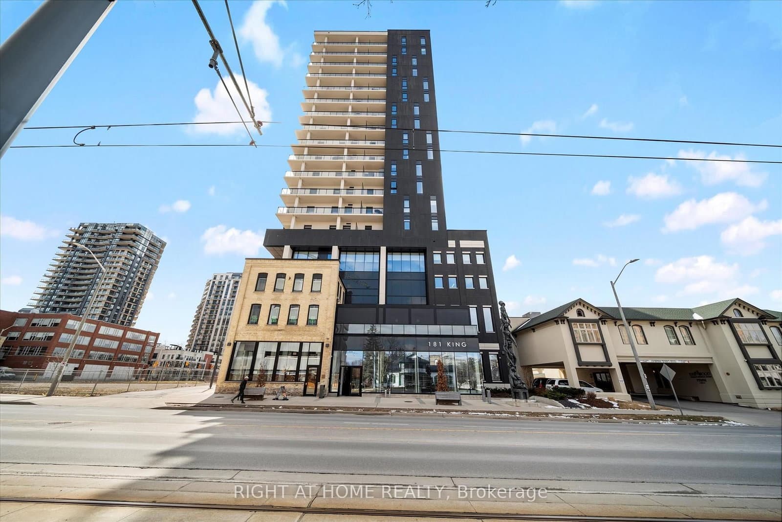 #806 - 181 King Street S